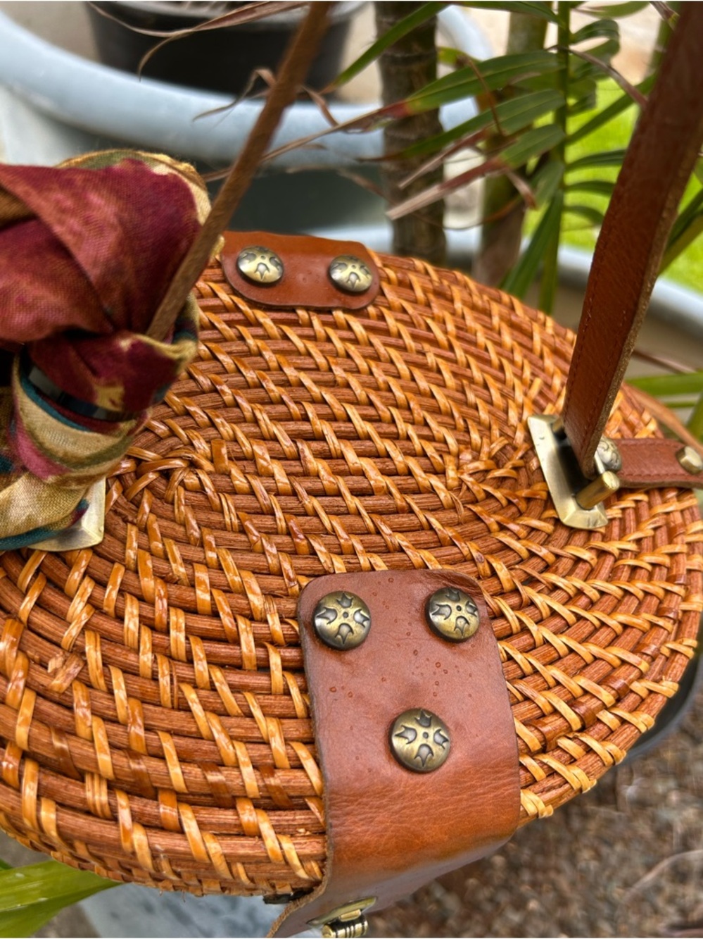 Patricia Nash Tan Woven wicker Leather with Suede style lining bag bucket purse - Picture 7 of 15